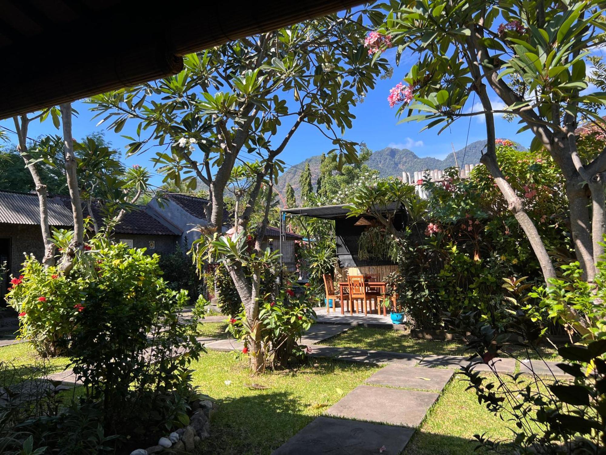 Pondok Shindu Guest House Pemuteran  Luaran gambar